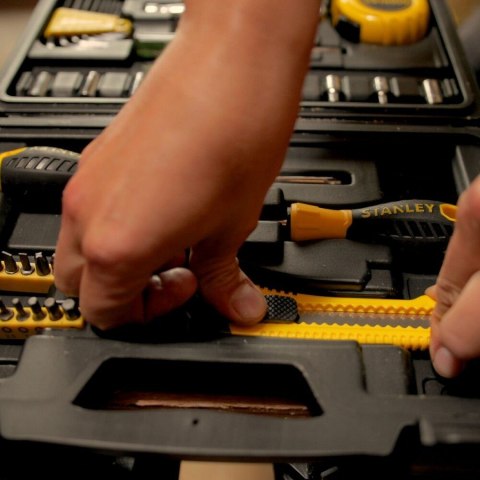 ZESTAW NARZĘDZI RĘCZNYCH 51CZ.