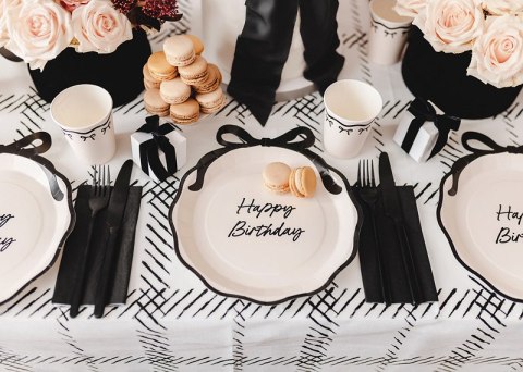 Talerzyki papierowe „Happy Birthday" z kokardką - 24 cm, 6szt Talerzyki papierowe „Happy Birthday" z kokardką - 24 cm, 6szt