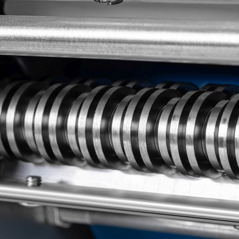 Maszynka krajalnica do wyrobu makaronu elektryczna ze stali nierdzewnej 230 V 550 W 160 mm Maszynka krajalnica do wyrobu makaronu elektryczna ze stali nierdzewnej 230 V 550 W 160 mm