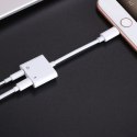 Adapter przejściówka rozdzielacz słuchawkowy iPhone Lightning - Lightning 3.5mm mini jack biały Adapter przejściówka rozdzielacz słuchawkowy iPhone Lightning - Lightning 3.5mm mini jack biały
