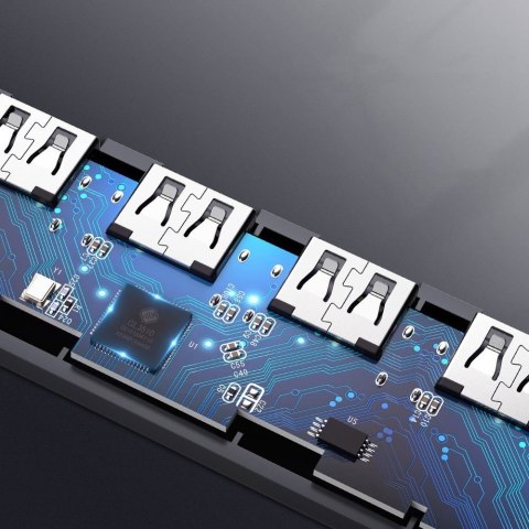 HUB Rozdzielacz USB-C - 4x USB 3.2 z portem zasilania USB-C szary HUB Rozdzielacz USB-C - 4x USB 3.2 z portem zasilania USB-C szary