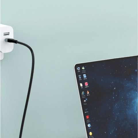 Kabel przewód do iPhone do szybkiego ładowania USB-C - Lightning PD 20W 1m czarny Kabel przewód do iPhone do szybkiego ładowania USB-C - Lightning PD 20W 1m czarny