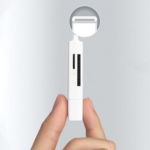 Czytnik kart pamięci TF SD pod USB 3.0 biały Czytnik kart pamięci TF SD pod USB 3.0 biały