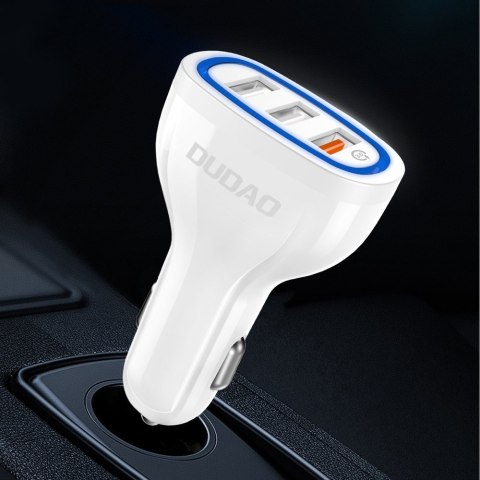 Ładowarka samochodowa 3x USB Quick Charge 3.0 QC3.0 2.4A 18W biały Ładowarka samochodowa 3x USB Quick Charge 3.0 QC3.0 2.4A 18W biały
