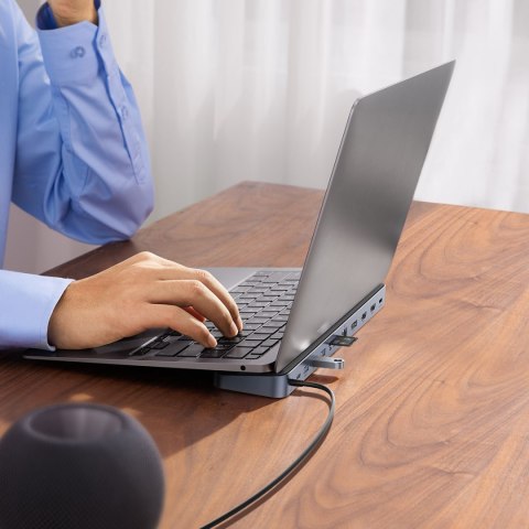 12w1 HUB podstawka pod notebooka USB-C USB-A DP HDMI SD TF RJ45 3.5mm jack PD 100W szary 12w1 HUB podstawka pod notebooka USB-C USB-A DP HDMI SD TF RJ45 3.5mm jack PD 100W szary