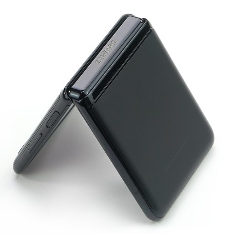 Folia ochronna na ekran do Samsung Galaxy Z Flip 4 Invisible Film Folia ochronna na ekran do Samsung Galaxy Z Flip 4 Invisible Film