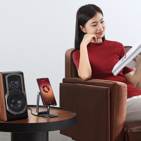 Kabel przewód audio 3.5 mm mini jack - 2x RCA 5m czarny Kabel przewód audio 3.5 mm mini jack - 2x RCA 5m czarny