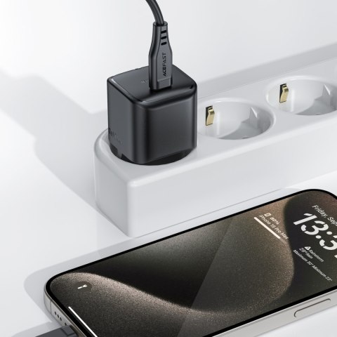 Mini Ładowarka sieciowa GaN PD 30W USB-C czarna Mini Ładowarka sieciowa GaN PD 30W USB-C czarna