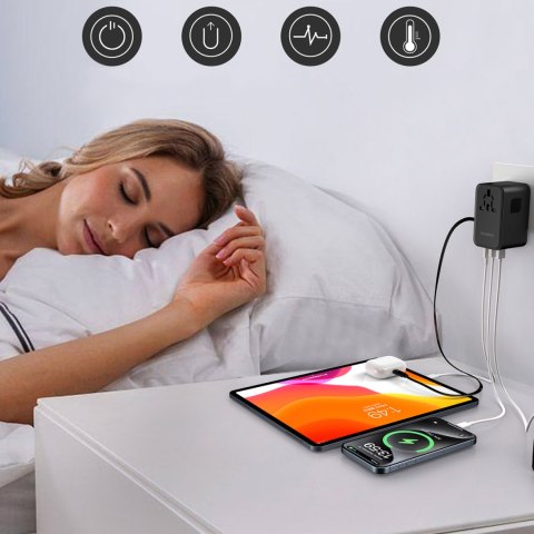 Adapter ładowarka podróżna 35W EU / US / AUS / UK z wbudowanym kablem USB-C - czarny Adapter ładowarka podróżna 35W EU / US / AUS / UK z wbudowanym kablem USB-C - czarny