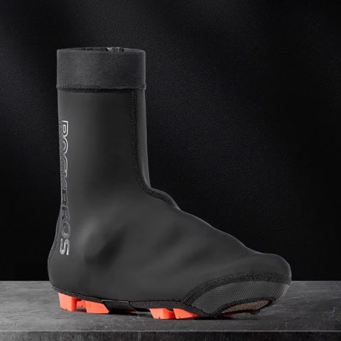 Ochraniacze osłony na buty kolarskie rozmiar XL 45-46 - czarne Ochraniacze osłony na buty kolarskie rozmiar XL 45-46 - czarne