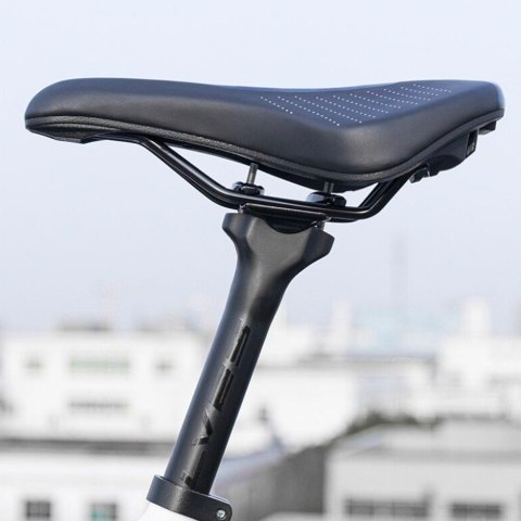 Siodełko rowerowe piankowe MTB z otworem anatomicznym - czarne Siodełko rowerowe piankowe MTB z otworem anatomicznym - czarne