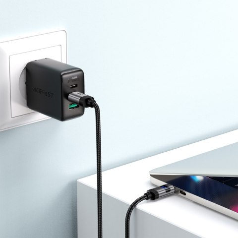 Kabel przewód USB-C - USB-C z wyświetlaczem 480Mb/s 66W 1.2m - czarny Kabel przewód USB-C - USB-C z wyświetlaczem 480Mb/s 66W 1.2m - czarny