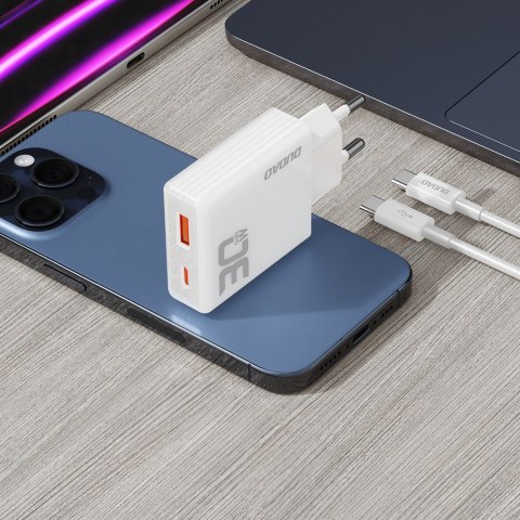 Ładowarka sieciowa GaN 30W USB-A - USB-C z kablem USB-C - biała Ładowarka sieciowa GaN 30W USB-A - USB-C z kablem USB-C - biała