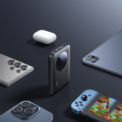 Powerbank JR-PBF13 5000mAh 2.4A 2x USB-A 1x USB-C - czarny Powerbank JR-PBF13 5000mAh 2.4A 2x USB-A 1x USB-C - czarny