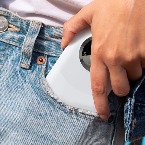 Powerbank K21 Mini 10000mAh 22.5W USB-A / USB-C - beżowy Powerbank K21 Mini 10000mAh 22.5W USB-A / USB-C - beżowy