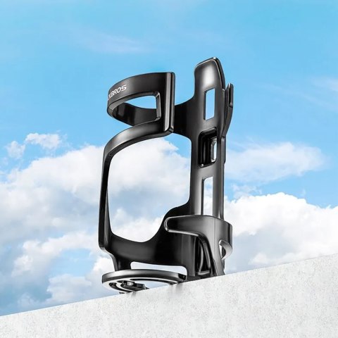 Uchwyt rowerowy na butelkę bidon mocowanie szyjką do dołu - czarny Uchwyt rowerowy na butelkę bidon mocowanie szyjką do dołu - czarny