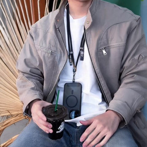 4w1 Kabel przewód smycz USB-A / USB-C / iPhone Lightning PD QC 65W 1.5m - czarny 4w1 Kabel przewód smycz USB-A / USB-C / iPhone Lightning PD QC 65W 1.5m - czarny