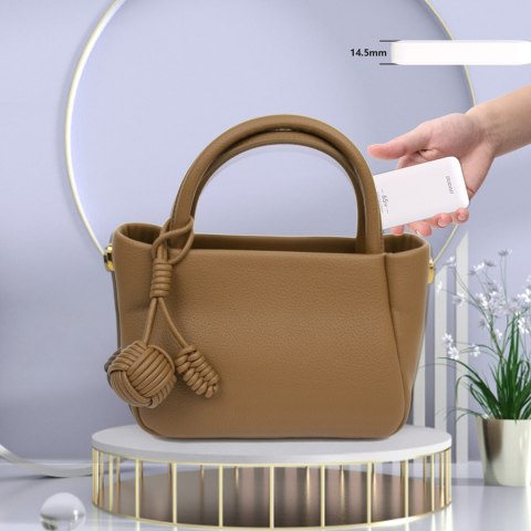 Ładowarka sieciowa podróżna ultracienka GaN 65W USB-A USB-C PD EU / US - biała Ładowarka sieciowa podróżna ultracienka GaN 65W USB-A USB-C PD EU / US - biała