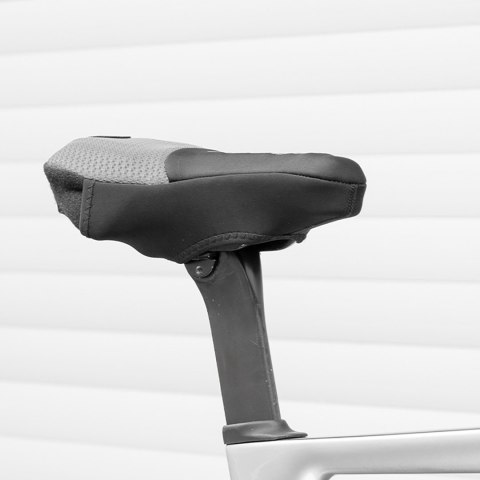 Pokrowiec nakładka na siodełko rowerowe rozmiar S - czarny Pokrowiec nakładka na siodełko rowerowe rozmiar S - czarny