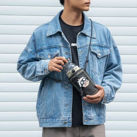 Torba turystyczna rowerowa na butelkę bidon z paskiem na ramię 1l - zielona Torba turystyczna rowerowa na butelkę bidon z paskiem na ramię 1l - zielona