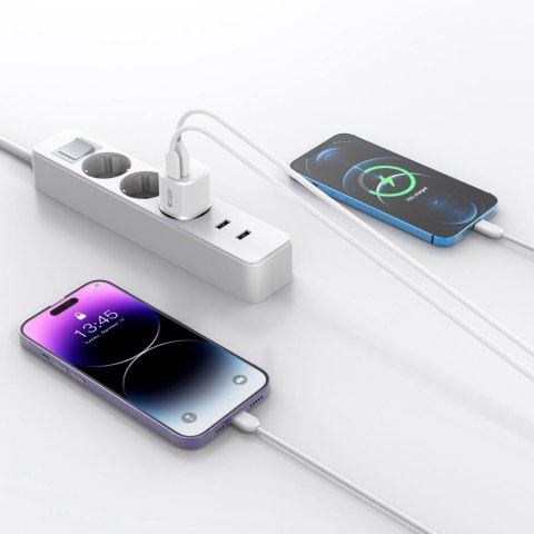 Ładowarka sieciowa C20W mini USB-C PD 20W / USB-A QC 3.0 - czarna Ładowarka sieciowa C20W mini USB-C PD 20W / USB-A QC 3.0 - czarna