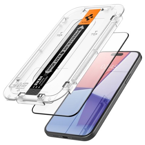 Szkło hartowane ochronne na iPhone 15 Glas.tR EZ Fit FC - czarne Szkło hartowane ochronne na iPhone 15 Glas.tR EZ Fit FC - czarne