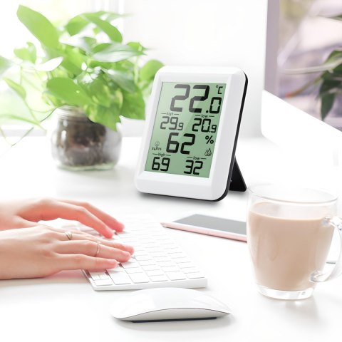 Termometr pokojowy elektroniczny z higrometrem 0-60C Termometr pokojowy elektroniczny z higrometrem 0-60C