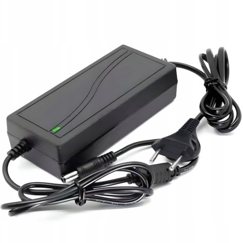 Zasilacz do taśm listew LED RGB kamer 2.1 x 5.5 mm 5A 12 V 60 W Zasilacz do taśm listew LED RGB kamer 2.1 x 5.5 mm 5A 12 V 60 W