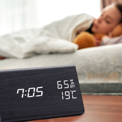 Zegar budzik cyfrowy z termometrem wilgotnością podświetlany 3 alarmy Zegar budzik cyfrowy z termometrem wilgotnością podświetlany 3 alarmy