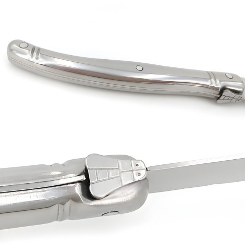 Zestaw noży kuchennych ząbkowanych do steków grilla BBQ w bloku - 6 el. Zestaw noży kuchennych ząbkowanych do steków grilla BBQ w bloku - 6 el.