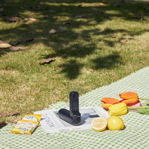 Mini wentylator wiatrak przenośny z funkcją powerbanka latarką USB-A USB-C 2000mAh - niebieski Mini wentylator wiatrak przenośny z funkcją powerbanka latarką USB-A USB-C 2000mAh - niebieski