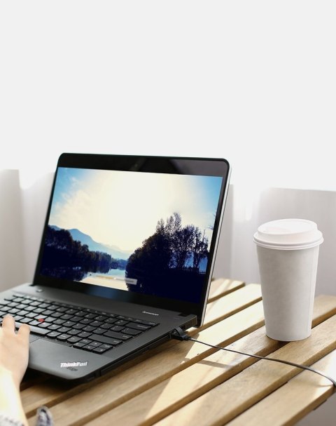 Płaski patchcord kabel przewód sieciowy Ethernet RJ45 Cat 6 UTP 1000 Mbps 5m Płaski patchcord kabel przewód sieciowy Ethernet RJ45 Cat 6 UTP 1000 Mbps 5m