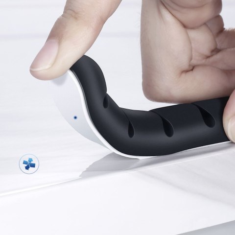 Samoprzylepny organizer na 4 kable przewody Zestaw 2szt czarny Samoprzylepny organizer na 4 kable przewody Zestaw 2szt czarny