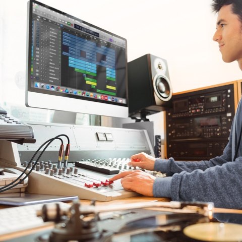 Przejściówka wtyczka adapter jack 6.35 mm męski na RCA żeński złoty Przejściówka wtyczka adapter jack 6.35 mm męski na RCA żeński złoty