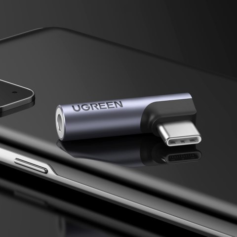 Przejściówka adapter kątowy audio USB-C (męski) - minijack 3.5mm (żeński) - szary Przejściówka adapter kątowy audio USB-C (męski) - minijack 3.5mm (żeński) - szary