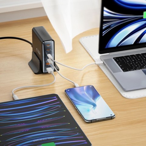 Stacja ładująca do urządzeń 4x USB-C 2x USB-A 80W
