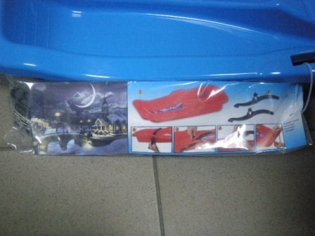 Sanki plastik + hamulec i sznurek ślizg KAROL