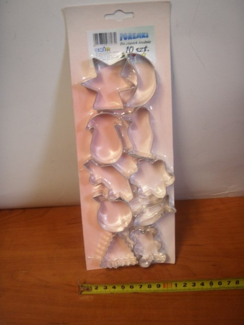 Foremki do ciastek metalowe wykrawacze 10szt. średnie | 4780