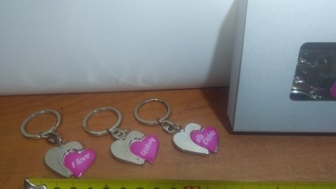 Brelok metalowy 10szt. DWA SERCA