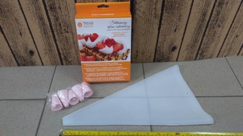 Rękaw silikonowy cukierniczy + 5 końcówek w pudełku