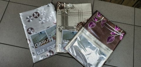 Obrus / cerata metalizowana 3D 120x137cm