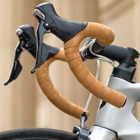 Owijka na kierownicę rowerową silikonowa perforowana z efektem kameleona - fioletowa