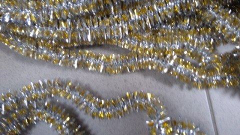 Łańcuch choinkowy . SREBRNY z końcówką złotą fi-25 6m